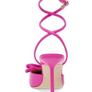 High heel pointed shoes